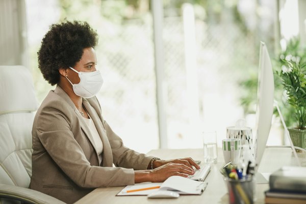 Hydratation et performance au travail : Le lien